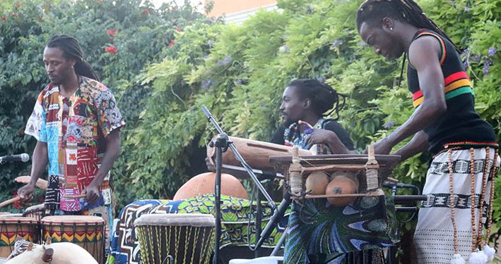 El espectáculo «Wontanara» lleva los latidos de África a Cabanillas de Campo