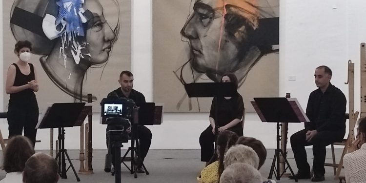 La sede conquense de la FAP ha acogido una actuación musical del grupo valenciano Piacere di Flauti