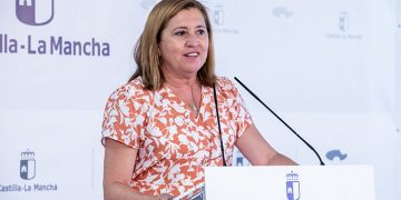Las intervenciones en centros educativos regionales generarán más de 3.000 puestos de trabajo