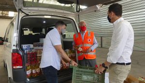 Trivio y Talleres Manchegos donan alimentos a Cruz Roja por valor de 900 euros