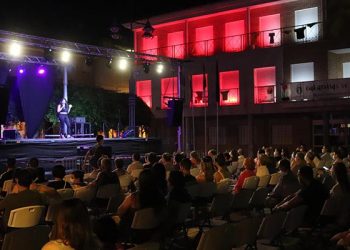 Cabanillas vive una entretenida jornada entre acrobacias y carcajadas