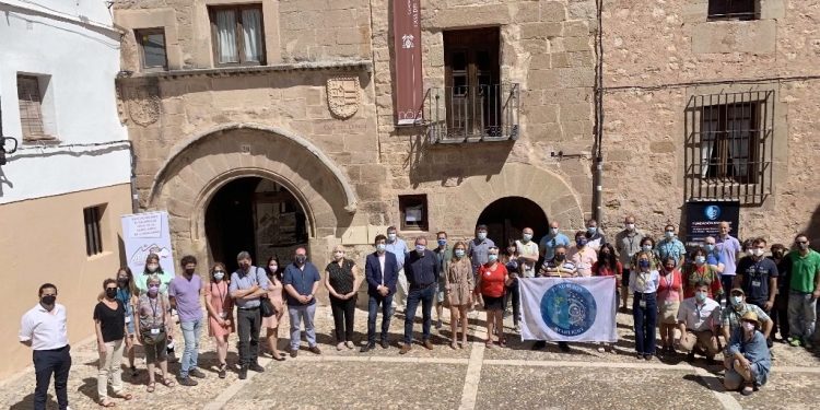 ADEL Sierra Norte forma a 29 monitores StarLight