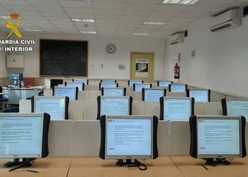 Detenidas tres personas por suplantar a otras tres en el examen de conducir en Tarancón