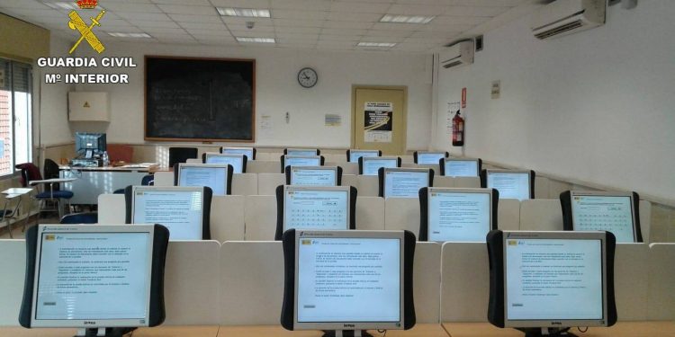 Detenidas tres personas por suplantar a otras tres en el examen de conducir en Tarancón