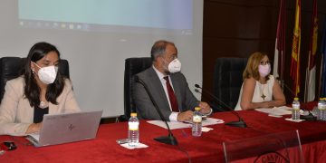 El rector de la UCLM informa al Claustro de su gestión en los siete primeros meses al frente de la institución