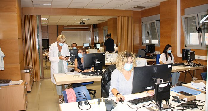 El Ayuntamiento concede los Premios Ciudad de Cuenca a Moset, al grupo de rastreadores del Área de Salud de Cuenca y a López Caniego 1 El Ayuntamiento concede los Premios Ciudad de Cuenca a Moset, al grupo de rastreadores del Área de Salud de Cuenca y a López Caniego