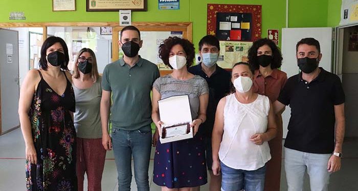 El Ayuntamiento de Cabanillas reconoce la labor de las distintas comunidades educativas tras el curso escolar más difícil