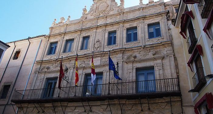 La Cuenca barroca llega a las charlas de la RACAL 1 Ayuntamiento de Cuenca