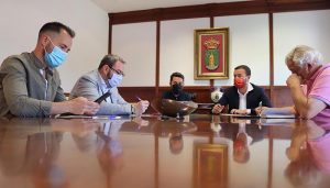 El consejero de Desarrollo Sostenible visita Cabanillas para tratar sobre proyectos de Medio Ambiente y Agenda 2030