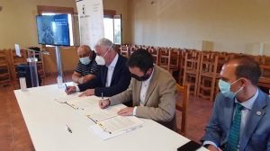 El Gobierno regional y la Diputación de Guadalajara mejorarán 28 pistas de unos 247 kilómetros de longitud