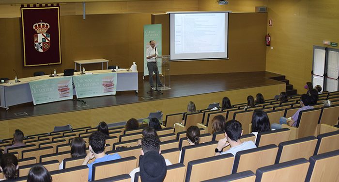 Expertos profundizan en un curso de verano de la UCLM sobre los avances científicos en materia de biotecnología vegetal 1 Expertos profundizan en un curso de verano de la UCLM sobre los avances científicos en materia de biotecnología vegetal