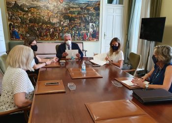 Diputación y Ayuntamiento de Sigüenza renuevan el convenio para convertir la Iglesia de Santiago en Centro de Interpretación del Románico