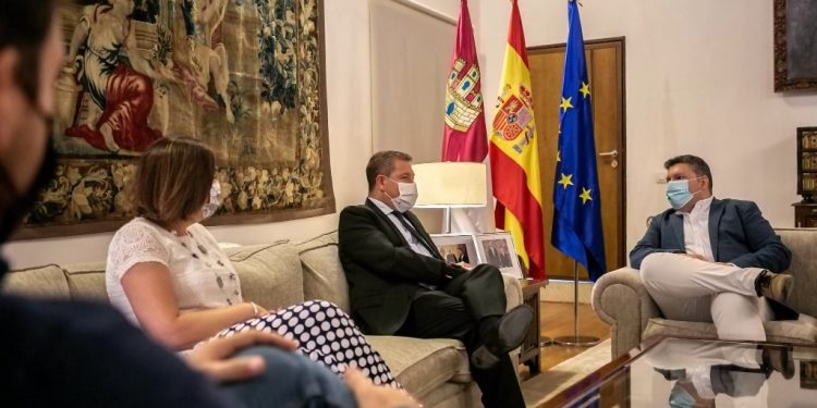 Monforte transmite al presidente regional el plan de trabajo de UGT CLM para los próximos años