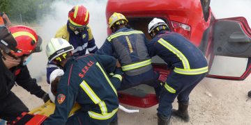 Integrantes de los cuerpos de bomberos de la región se forman en la atención sanitaria de emergencia para primeros intervinientes