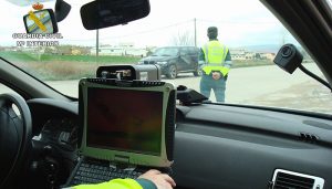 La Guardia Civil de Cuenca detiene a una persona que conducía un turismo a 224 kmh en la AP-36