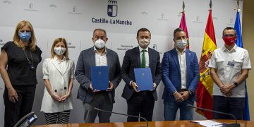 La UCLM y el Gobierno regional crean una cátedra para impulsar la economía circular en Castilla-La Mancha