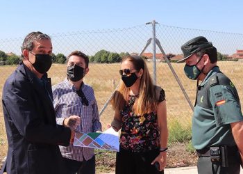 Los servicios de Arquitectura de la Guardia Civil valoran la parcela que cederá Cabanillas para el nuevo cuartel de zona