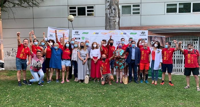 Los socialistas conquenses reciben a la expedición del Movimiento Utreya a su paso por Cuenca con sus “pedaladas solidarias”