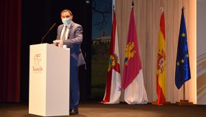 Martínez Chana anuncia que este lunes comenzarán los trabajos del carril peatonal de la ermita de Riánsares