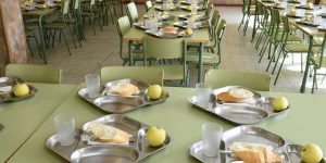 Más de 7.000 alumnos y alumnas de la región podrán beneficiarse este verano de los comedores escolares en 29 localidades de Castilla-La Mancha