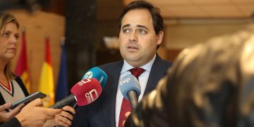 Núñez exige a Page un nuevo modelo de financiación autonómica y mayor cuantía de los Fondos Europeos