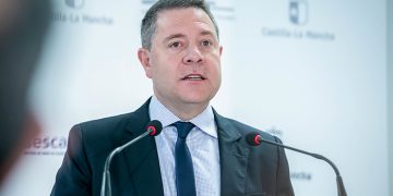 Page anuncia la puesta en marcha del sistema de citación online para avanzar de manera “eficaz y útil” en el proceso de vacunación para mayores de 20 años