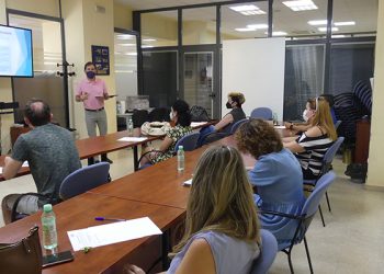 Una decena de empresarios de Cuenca conocen las claves de la protección de datos en la empresa