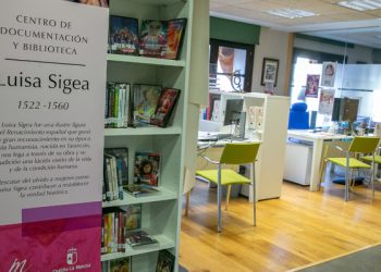 El Gobierno regional anima a disfrutar de los más de 12.000 documentos del fondo documental ‘Luisa Sigea’