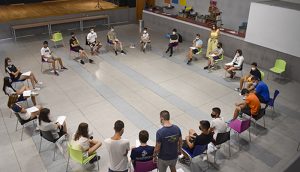 Un centenar de jóvenes han pasado por la iniciativa DiverTYCE durante el mes de julio, disfrutando de numerosos talleres y excursiones