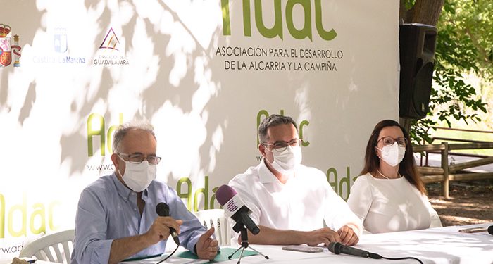 ADAC firma 20 contratos de proyectos empresariales con una inversión de casi 1,5 millones de euros 1 ADAC firma 20 contratos de proyectos empresariales con una inversión de casi 1,5 millones de euros