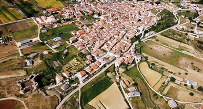 Artesanía en Vivo reúne en Cardenete a tres artesanos de la comarca para participar en las actividades del Día de la Serranía 1 Artesanía en Vivo reúne en Cardenete a tres artesanos de la comarca para participar en las actividades del Día de la Serranía