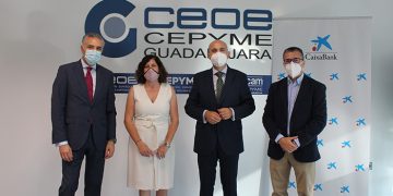CaixaBank y CEOE-CEPYME Guadalajara renuevan su convenio de colaboración