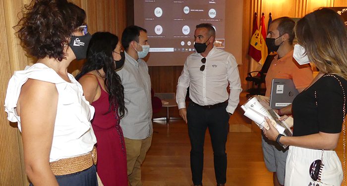 CEOE-Cepyme Cuenca muestra interés en las soluciones a los retos planteados por los emprendedores de UFIL