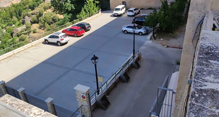 Cuenca en Marcha denuncia la creación de un aparcamiento ilegal en la parcela del Seminario