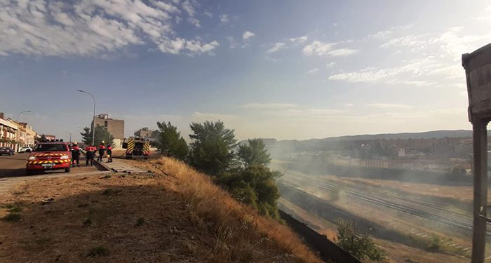 El Ayuntamiento de Cuenca insta a ADIF a hacer una limpieza en profundidad de los terrenos anexos a la estación y las vías del tren 1 El Ayuntamiento de Cuenca insta a ADIF a hacer una limpieza en profundidad de los terrenos anexos a la estación y las vías del tren