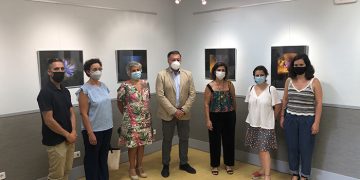 El Centro Joven acoge la exposición de fotografía organizada por la Asociación de Familiares de Bulimia y Anorexia de Cuenca