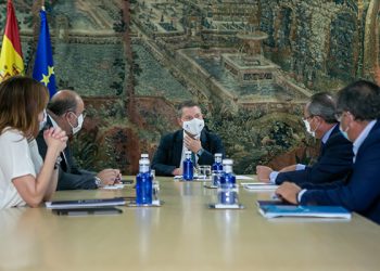 El Gobierno regional acuerda congelar el límite de gasto no financiero para 2022