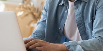 El Gobierno regional autoriza para el próximo curso la ampliación de enseñanzas de Idiomas y de FP en diferentes centros de adultos de Castilla-La Mancha