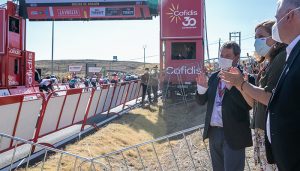 El Gobierno regional señala que es importante que la Vuelta pase por Castilla-La Mancha “para difundir nuestra riqueza patrimonial y cultural”