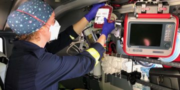 El helicóptero sanitario de Ciudad Real ha realizado más de medio centenar de transfusiones extrahopitalarias a pacientes afectados por traumatismos graves