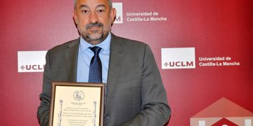 El rector de la UCLM, Julián Garde, designado Miembro de Mérito de la Fundación Carlos III
