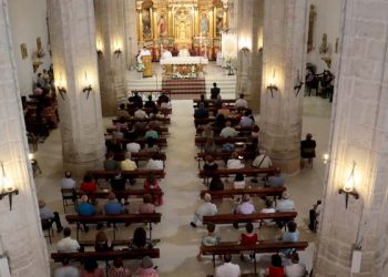 Emotiva celebración religiosa de la Virgen de los Remedios en Cogolludo