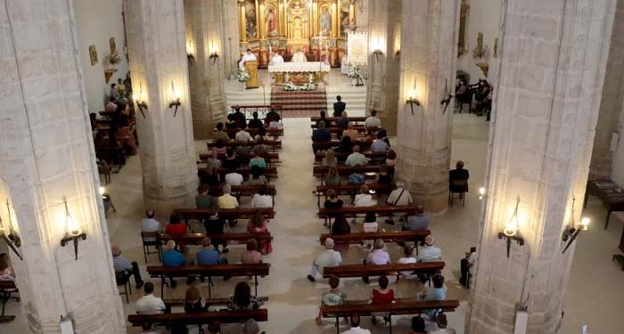 Emotiva celebración religiosa de la Virgen de los Remedios en Cogolludo