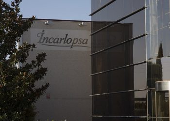 Incarlopsa y el ICO acuerdan un préstamo para seguir impulsando la sostenibilidad y la innovación de sus centros de producción 6 Incarlopsa y el ICO acuerdan un préstamo para seguir impulsando la sostenibilidad y la innovación de sus centros de producción