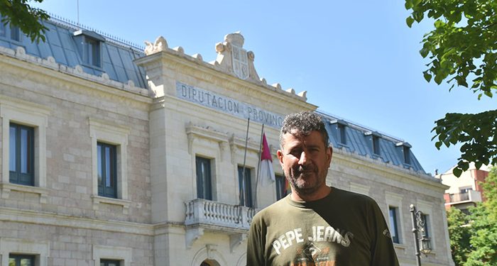 La Diputación de Cuenca concederá ayudas a clubes deportivos de la provincia participantes en competiciones no federadas 1 La Diputación de Cuenca ayudará a los ayuntamientos de menos de 300 habitantes en la desinfección de los edificios públicos