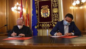 La Diputación de Cuenca y el Obispado renuevan el convenio dotado con 700.000 euros que llegará a 18 municipios