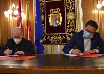 La Diputación de Cuenca y el Obispado renuevan el convenio dotado con 700.000 euros que llegará a 18 municipios