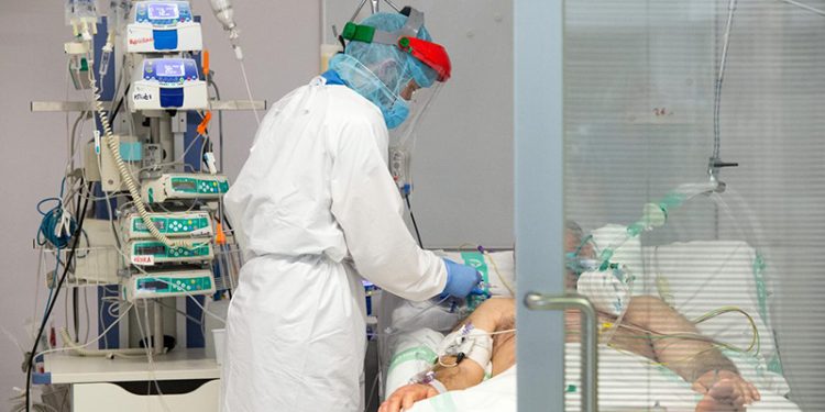 Miércoles 11 de agosto El covid vuelve a matar a una persona en Cuenca y a contagiar a 67 personas en Guadalajara