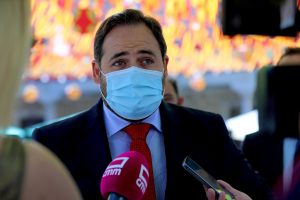 Núñez exige a Page que `cese sus vacaciones´ y se ponga el mando de la región