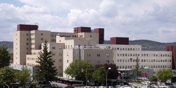 Trasladado al hospital un joven tras precipritarse por un terraplén en el Casco Antiguo de Cuenca